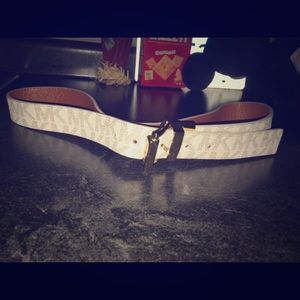 MK belt